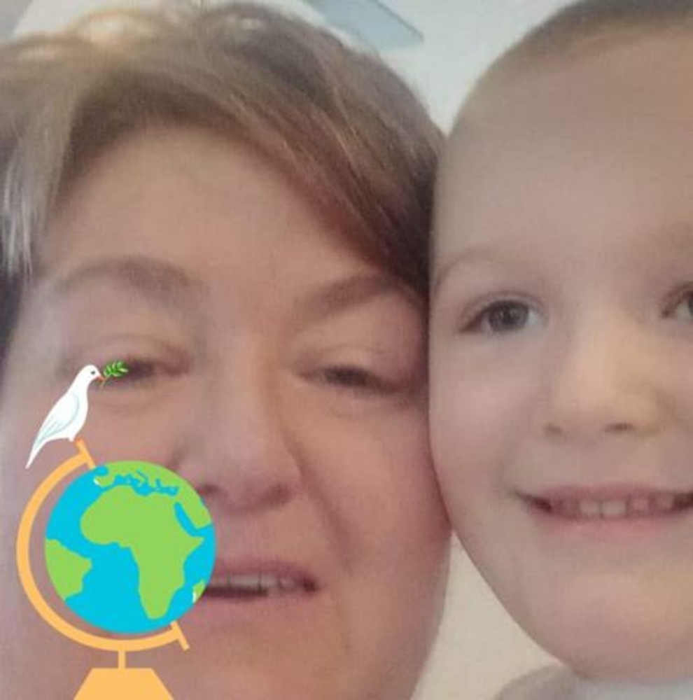 Meet your Posher, Debbie